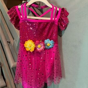 Cute and Fun Pink Costume size ISC (see size chart in photos)